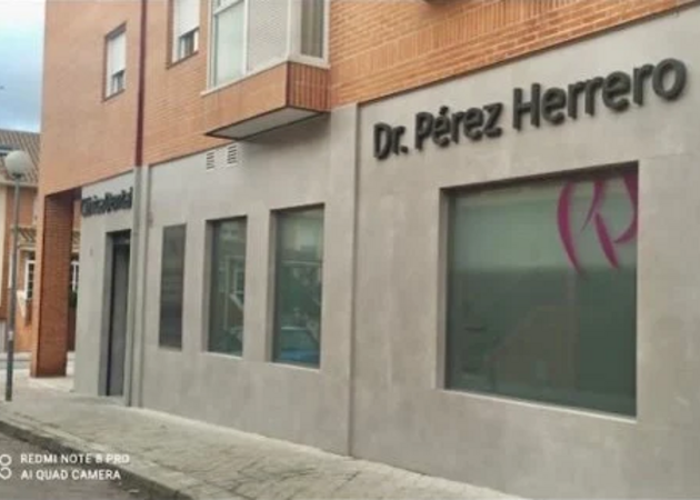 Galería de imágenes CLÍNICA DENTAL PÉREZ HERRERO 1