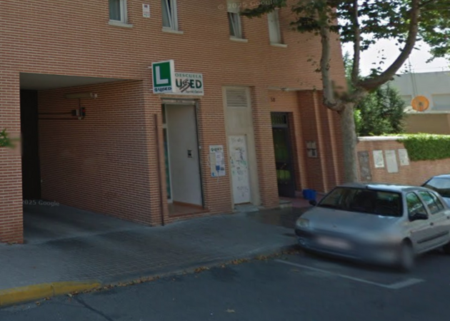 Galería de imágenes AUTOESCUELA USED CALLE SALVADIÓS 1