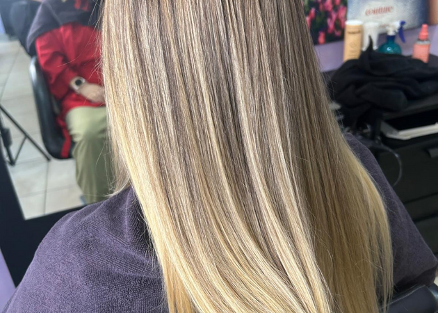 Image gallery MIRACLE HAIR STYLIST 1