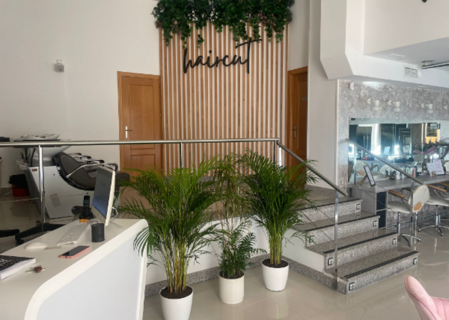 Galería de imágenes HAIR CUT PELUQUEROS 2