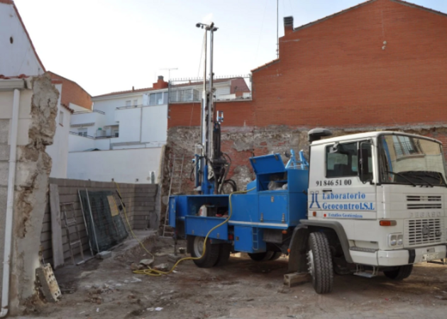 Galería de imágenes LABORATORIO GEOCONTROL 1