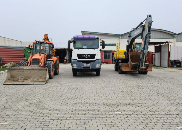 Galería de imágenes ÁRIDOS Y EXCAVACIONES DEL BARRIO 1