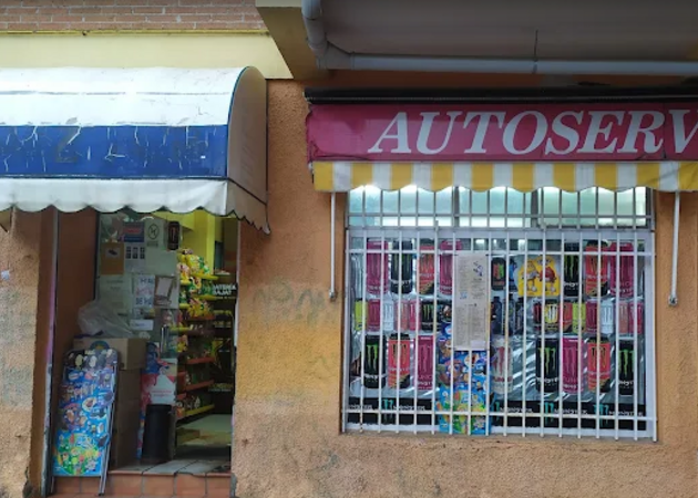 Galería de imágenes AUTOSERVICIO CALLE ZURBARÁN 1