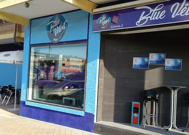 Galería de imágenes BAR BLUE VELVET MUSIC 1