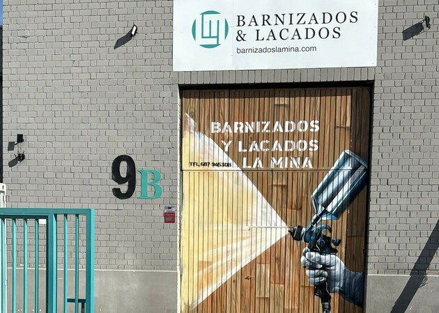 Galería de imágenes BARNIZADOS & LACADOS LA MINA 1