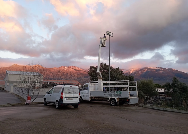 Galería de imágenes INSTALACIONES Y MONTAJES ELÉCTRICOS REGO 1