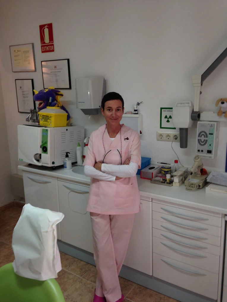 Foto de portada CLÍNICA DENTAL DE LA DOCTORA MOAL