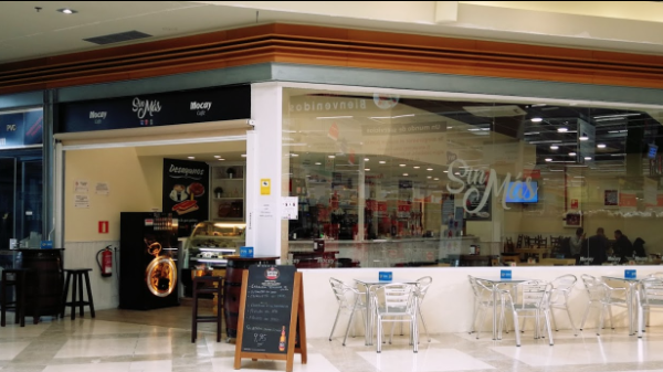 Foto de portada CAFÉ SIN MÁS