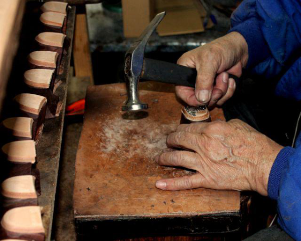 Foto de portada CALZADO SENOVILLA ARTESANO