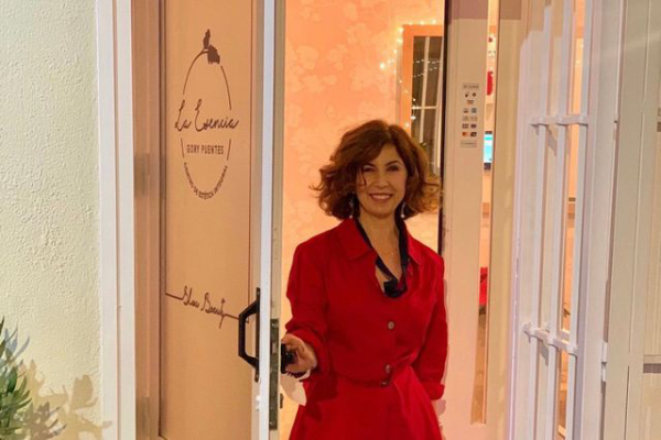 Foto de portada LA ESENCIA GORY PUENTES