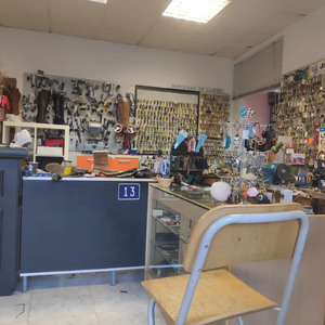 Foto de portada REPARACIÓN DE CALZADO Y COPIA DE LLAVES LA BOTA