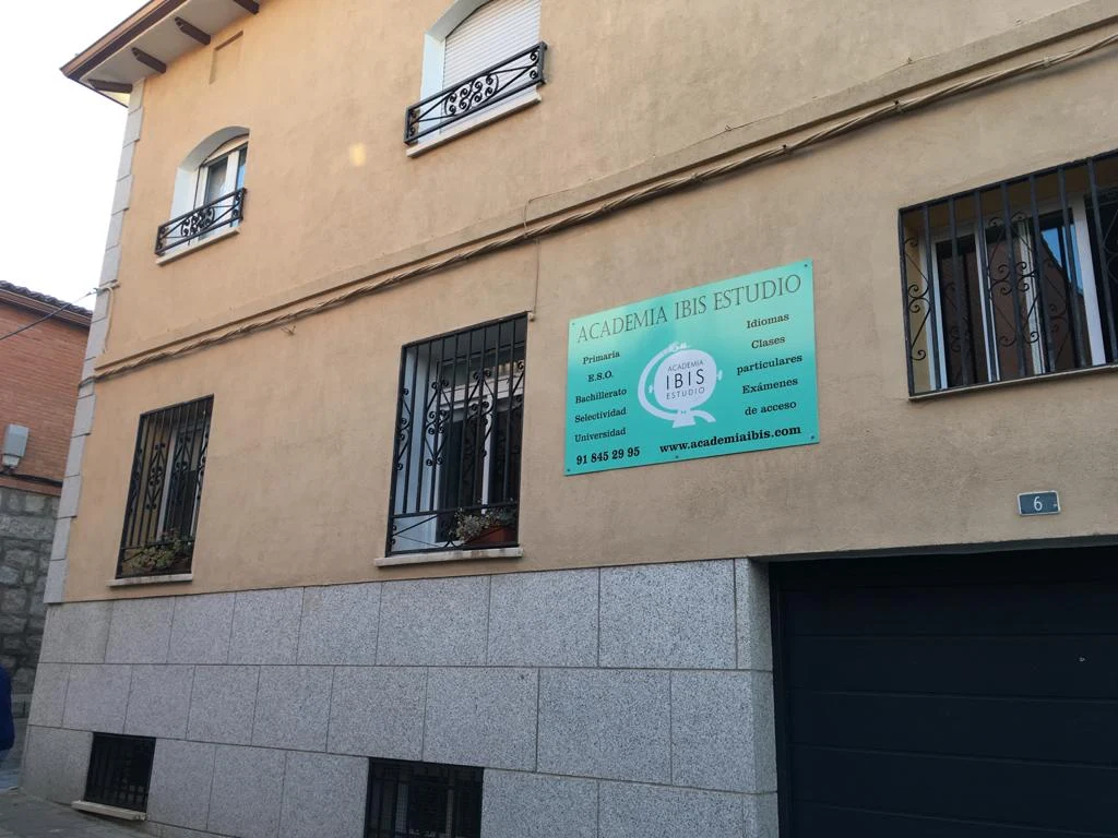 Foto de portada ACADEMIA IBIS